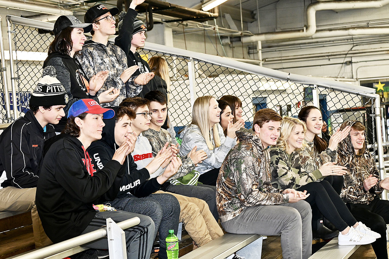 Cheering on the IceCats